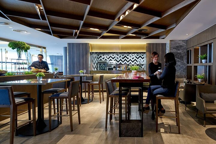 Kuala Lumpur International Airport (KUL) T1 /T2 VIP Lounge Access