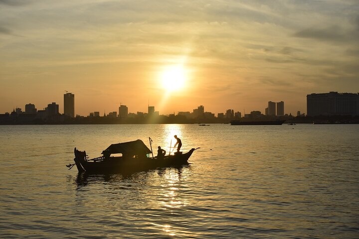 Phnom Pehn City Must See Highlight Guided Tour