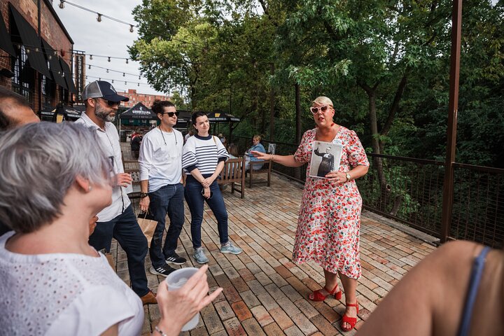 Recorrido gastronómico e histórico por el distrito de la destilería en Lexington