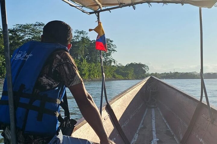 Amazon Jungle & Baños Adventure City: 4 dias de natureza e vida selvagem