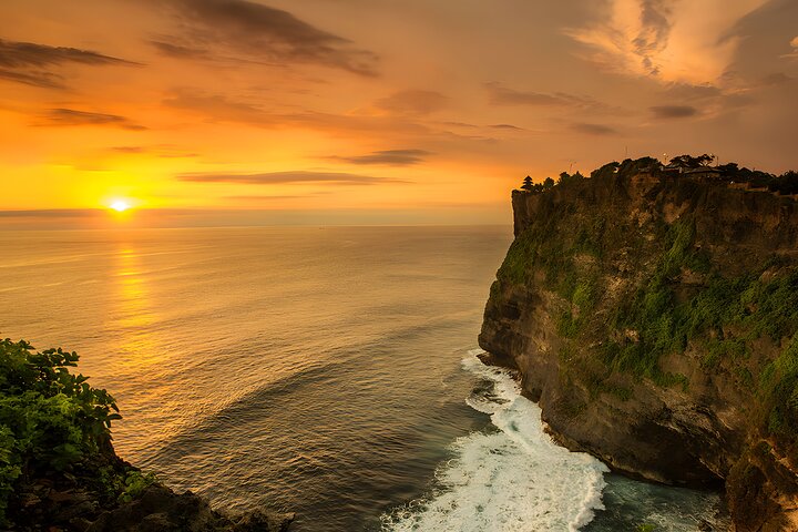 Uluwatu Sunset Tour: Kecak und Feuertanz mit Jimbaran-Abendessen