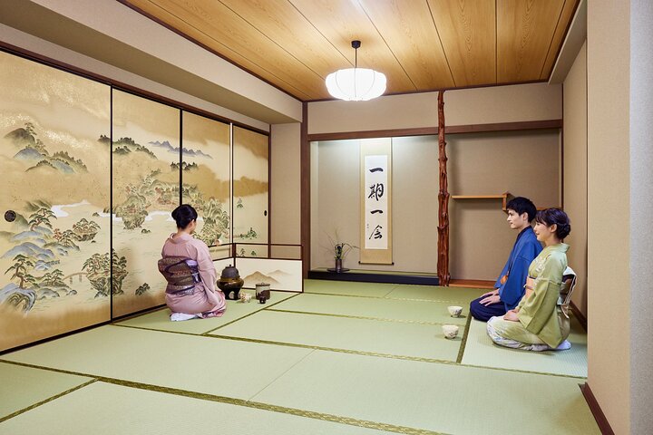 Kimono te seremoni i Tokyo, Asakusa Maikoya