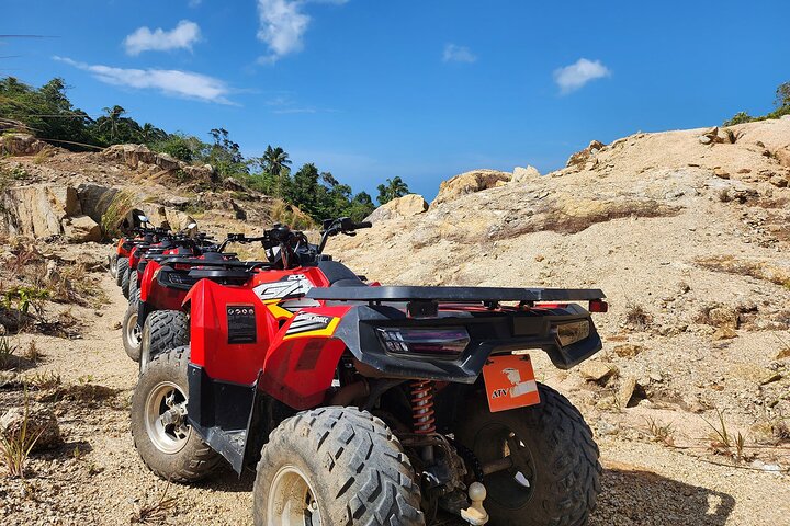 ATV 1,5 Stunden Dschungel-Safari-Tour auf Koh Phangan