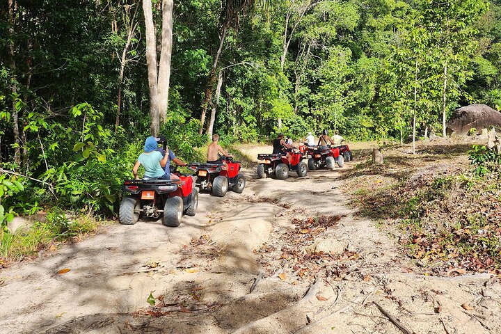 ATV 1,5 Stunden Dschungel-Safari-Tour auf Koh Phangan
