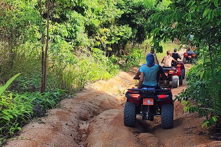 ATV 1,5 Stunden Dschungel-Safari-Tour auf Koh Phangan