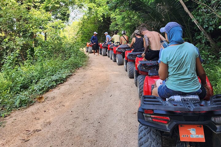 ATV 1,5 Stunden Dschungel-Safari-Tour auf Koh Phangan