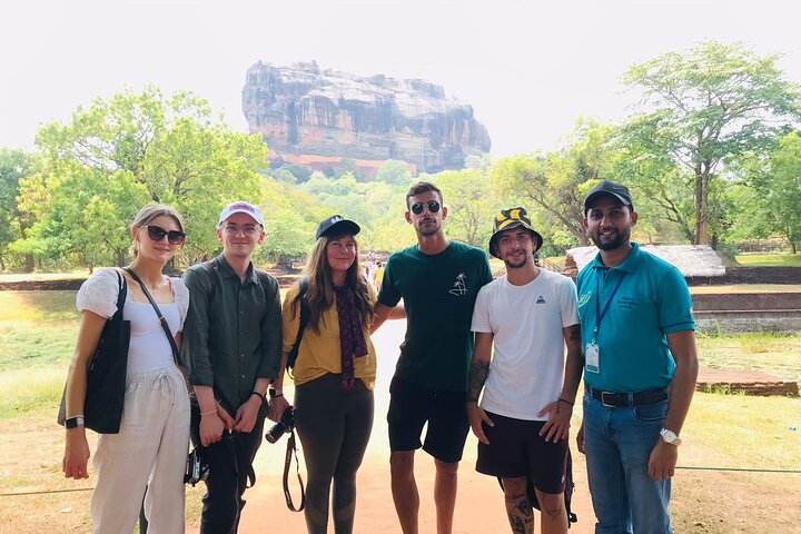 Destaques de 03 dias de Sigiriya, Kandy, Nuwara Eliya, Ella e Udawalawe