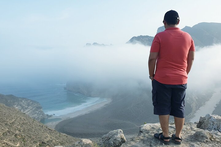 West Salalah Tour - Caraibi d'Oriente - Spiaggia di Fazayah con città