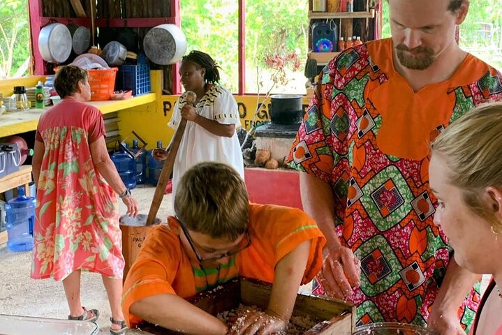 Garifuna kulturelles und kulinarisches Erlebnis in Hopkins, Belize