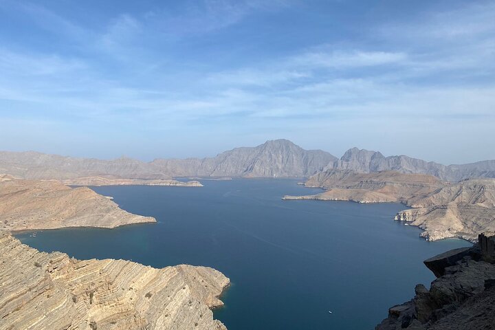 Khasab Dhow Cruise til Musandam Fjords med frokost om bord