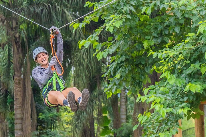 Entrébiljett till Aerial Park, Zip Line och Palestra