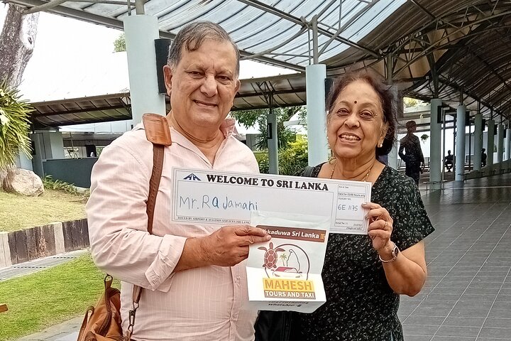 Traslados desde el Aeropuerto de Colombo a cualquier ciudad Srilanka