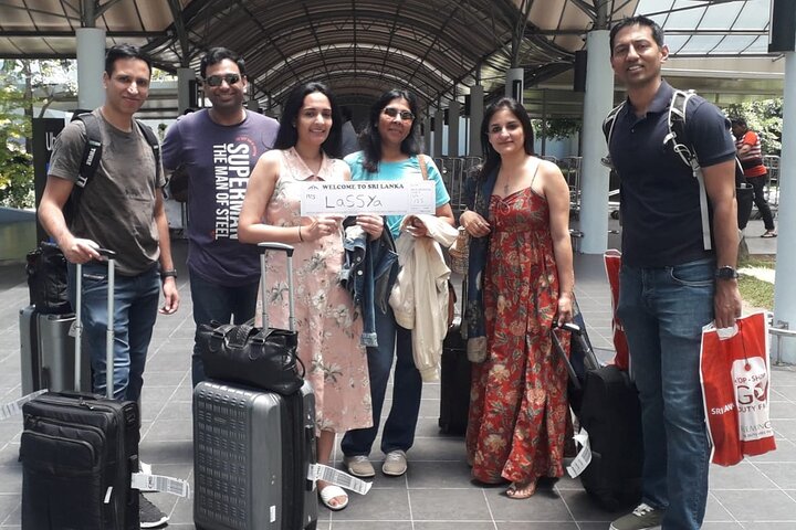 Traslados desde el Aeropuerto de Colombo a cualquier ciudad Srilanka