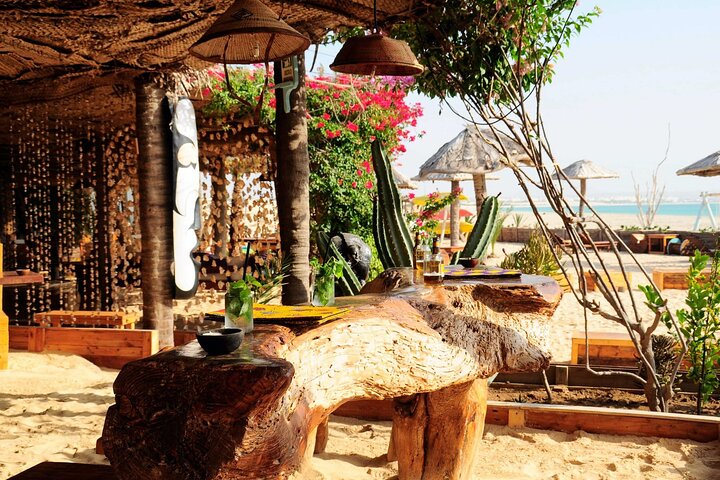 Boa Vista-diner bij zonsondergang met livemuziek