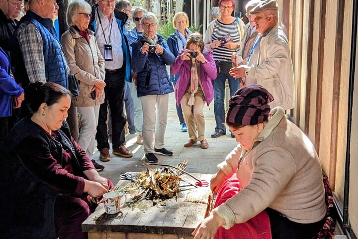 Private Samarkand City Tour with Transport: Inside Attractions
