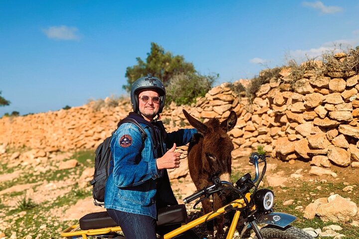 Discovery Tour runt Essaouira med elektrisk motorcykel