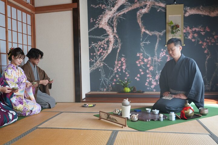 Supremo Sencha: Cerimônia do Chá e Experiência de Fabricação em Hakone