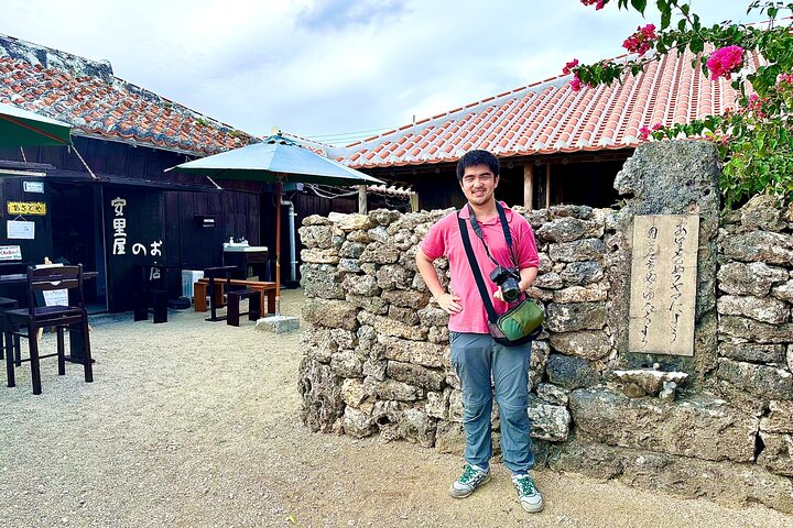 Excursão a pé pela ilha de Taketomi com guia da ilha