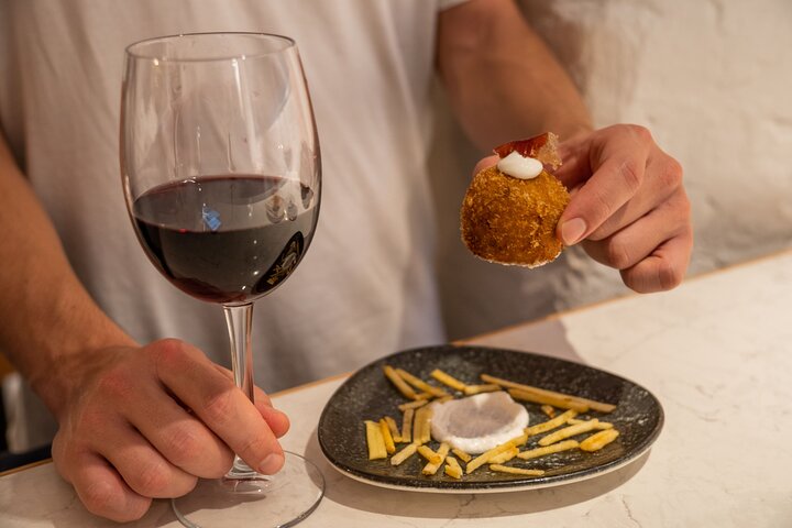 Tour gourmet di tapas e vino a Palma di Maiorca