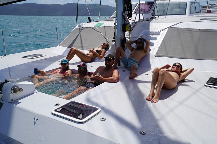 Tour di navigazione, SUP e snorkeling nelle Isole Whitsunday - Bassa affluenza