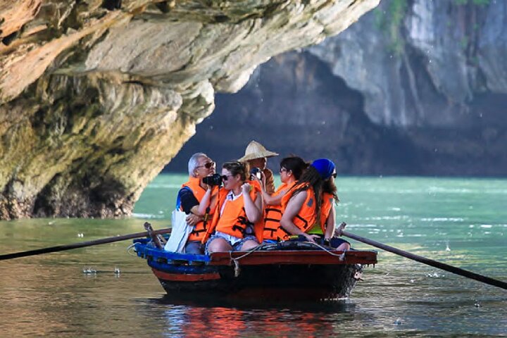 DELUXE Halong Bay Tagestour von Hanoi, täglich betrieben 2026 - 2027