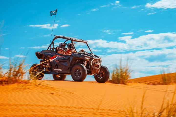 Greater Zion: paseo en UTV por las dunas y surf en Sand Hollow Dunes