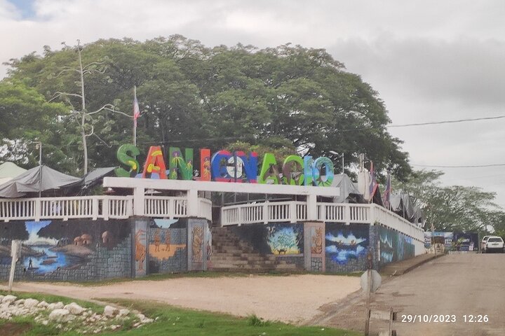 Bussöverföring från Flores, Guatemala till Belize City