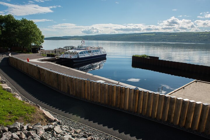 Crociera di 50 minuti a Loch Ness con vista sul castello di Urquhart