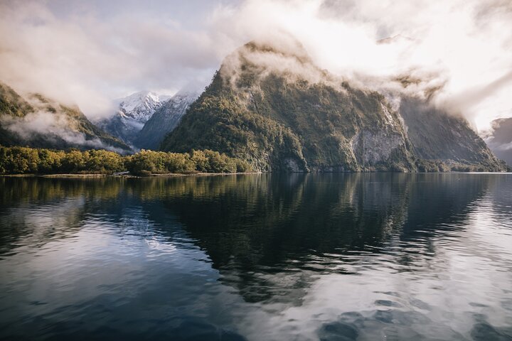 Tvilsomt Sound Wilderness Cruise fra Te Anau