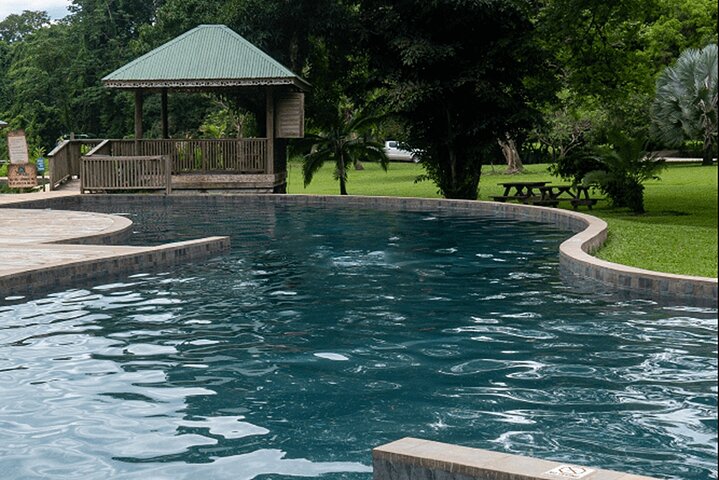Zipline, YS Falls & Pelican Bar Privétour vanuit Montego Bay