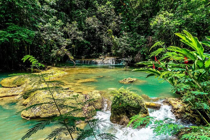Zipline, YS Falls & Pelican Bar Privétour vanuit Montego Bay