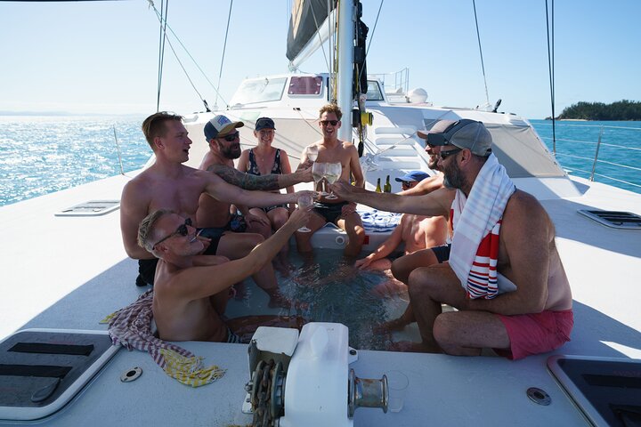 Tour di navigazione, SUP e snorkeling nelle Isole Whitsunday - Bassa affluenza