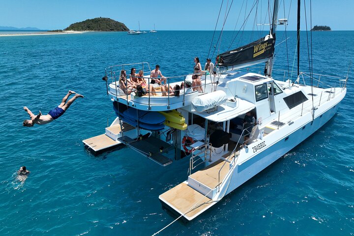 Tour di navigazione, SUP e snorkeling nelle Isole Whitsunday - Bassa affluenza