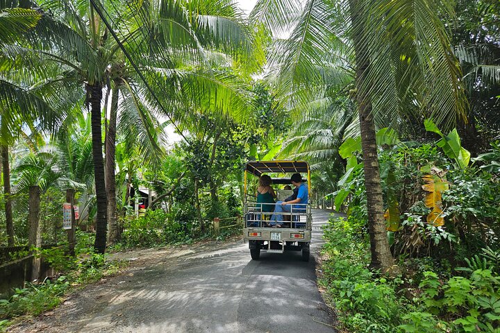 Ben Tre : Scooter, Kultur, Segelbåt och Mekongmat (halvdag)