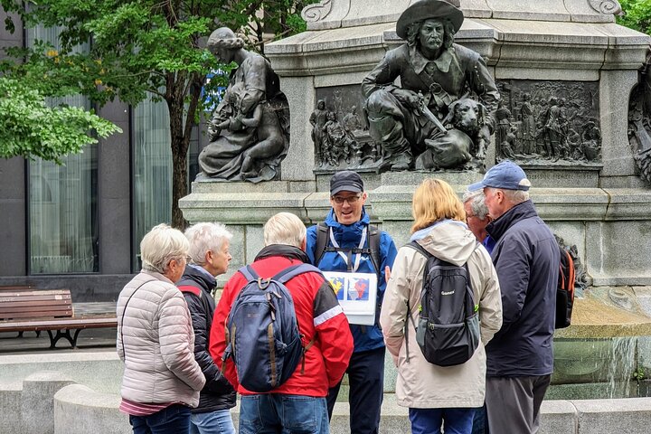 Gamla Montreal Walking Tour | Liten grupp (max 10) | av MTL Detours