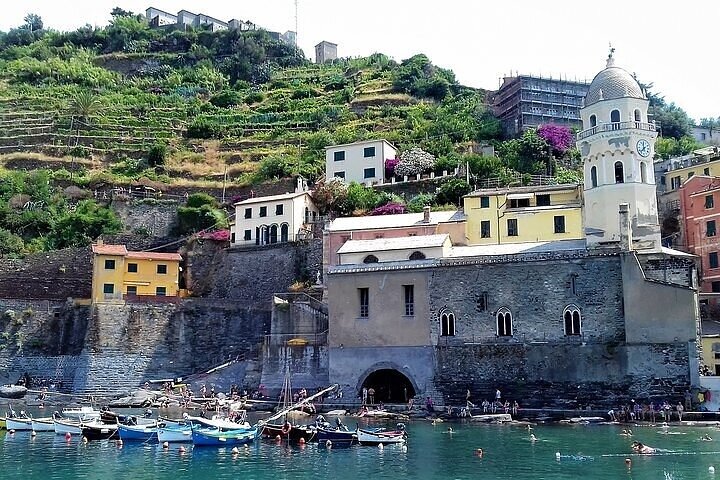 Cinque Terre med tog og båd