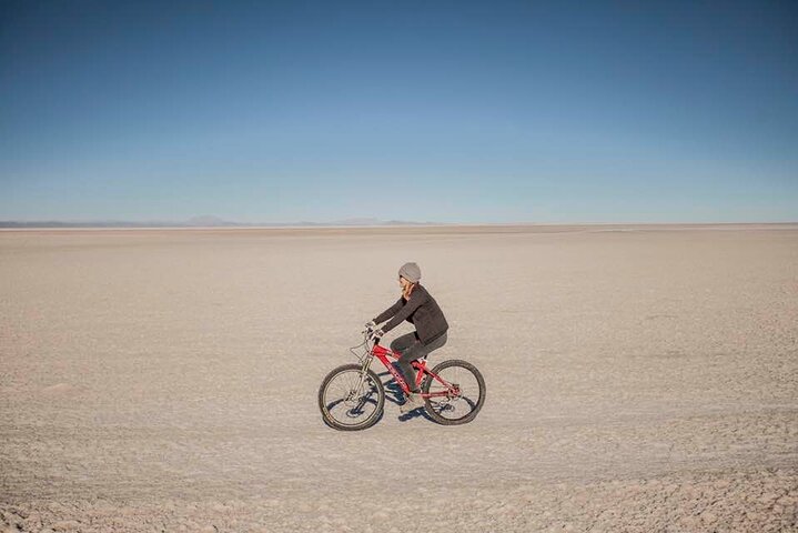Uyuni Salt Flats 2-daagse tour vanuit La Paz per vlucht