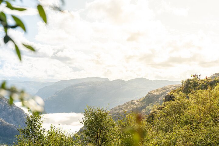 Preikestolen | Kanzelfelsen - Wanderung mit Fachkundiger Tourleiter