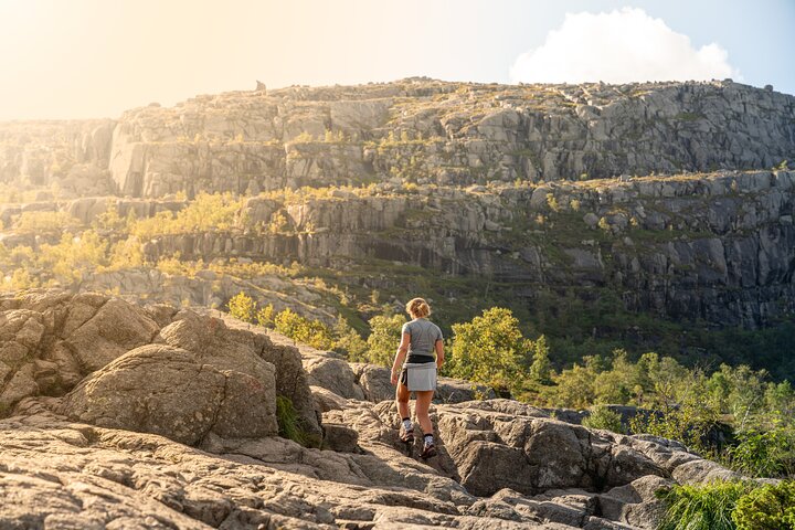Preikestolen | Kanzelfelsen - Wanderung mit Fachkundiger Tourleiter