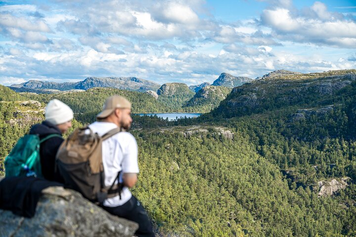 Preikestolen | Kanzelfelsen - Wanderung mit Fachkundiger Tourleiter