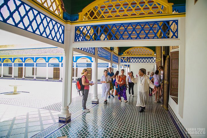 Marrakech : Bahia Palace, Saadian Tombes, Souk & Medina Begeleide Tour