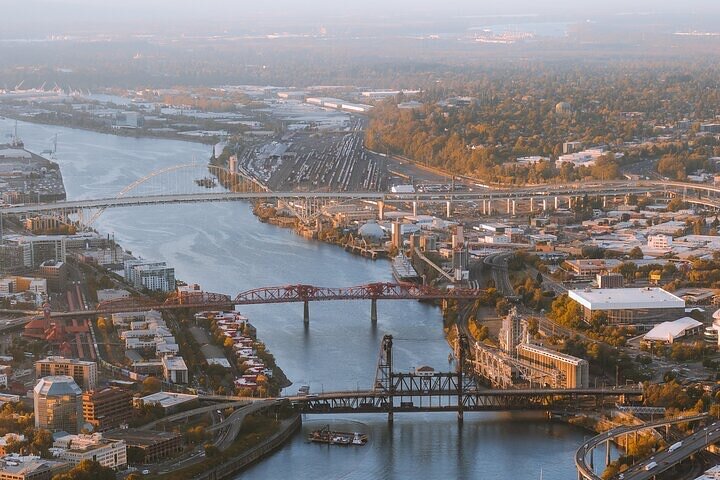 Visite aérienne du centre-ville de Portland par Envi Adventures