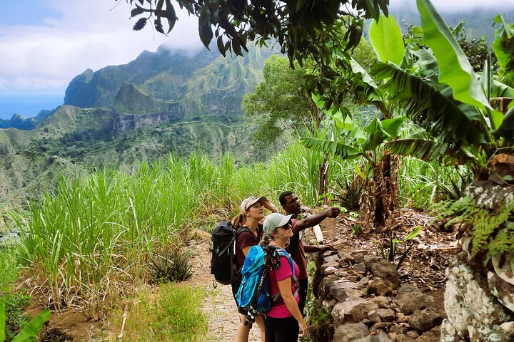 Santo Antão: Trekking Cova de Paúl Vulkankrater - Ribeira de Paúl