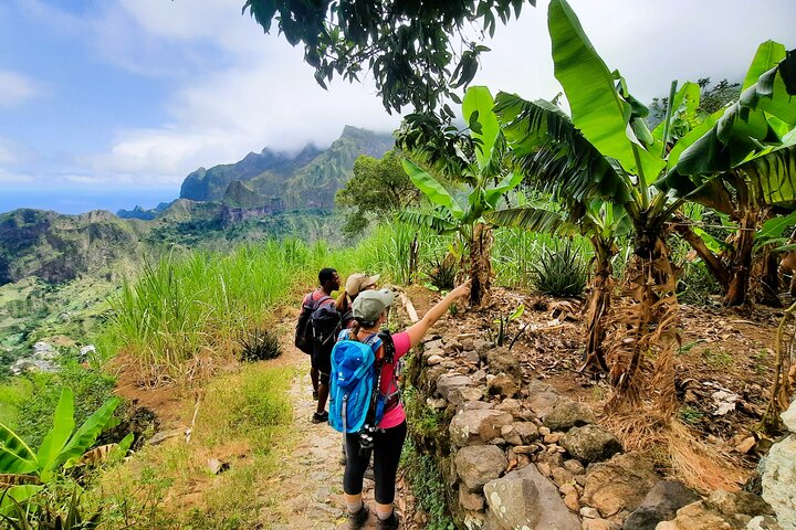 Santo Antão: Trekking Cova de Paúl Vulkankrater - Ribeira de Paúl