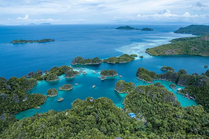 1-dags Piaynemo Raja Ampat Tour hopping Island afgår fra Sorong