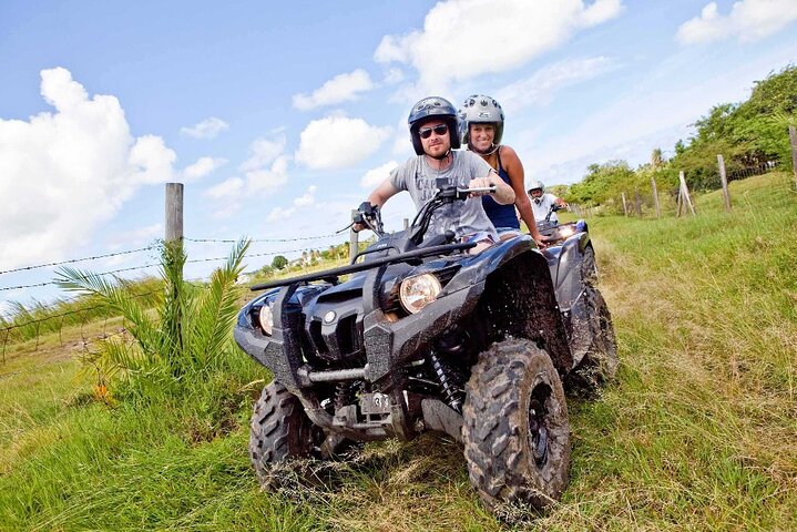 Jamaica: Hestetur, ATV og bambusrafting-tur i Ochos Rios