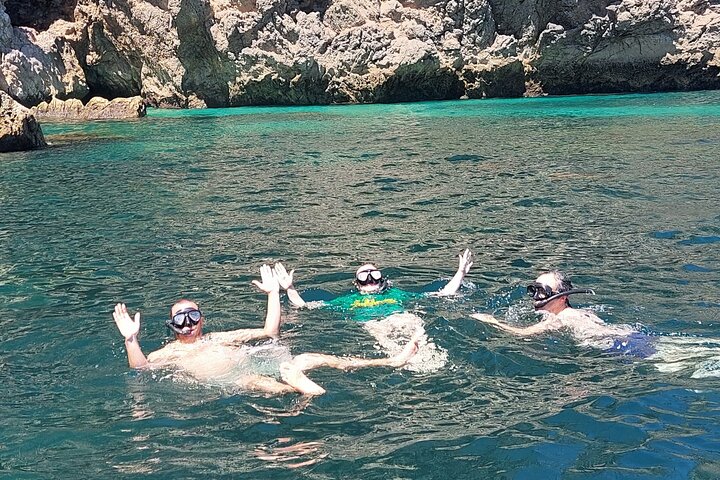 Boottocht naar geheime baaien en stranden met snorkelen
