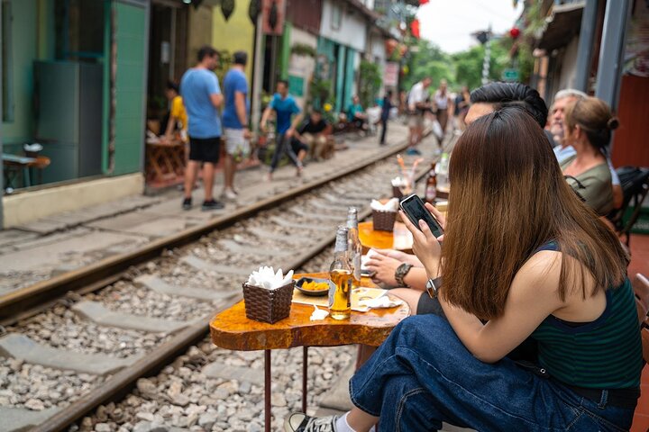 Hanoi Customized Private City Tour with Train Street