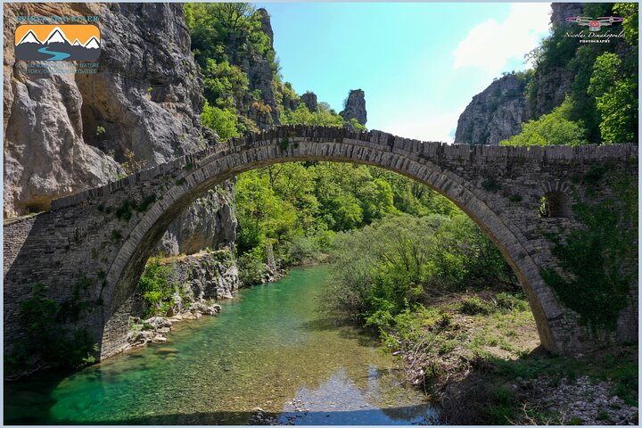 Wandel-, zwem- en sightseeingtour in het centrale Zagori-gebied