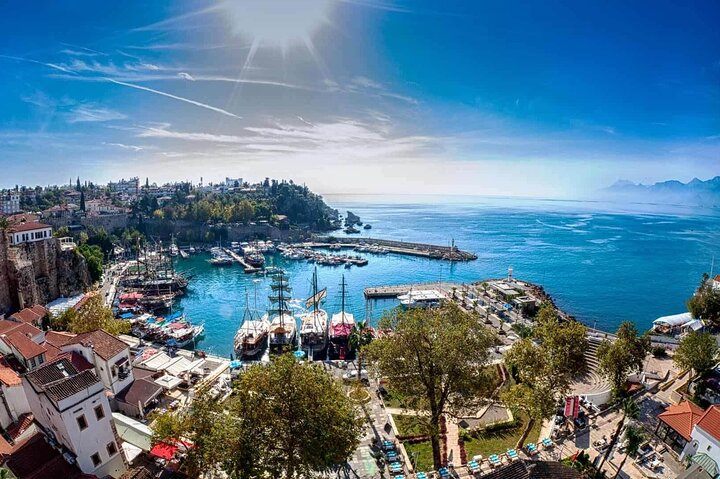 Antalya : Vieille ville, cascades en bateau et téléphérique